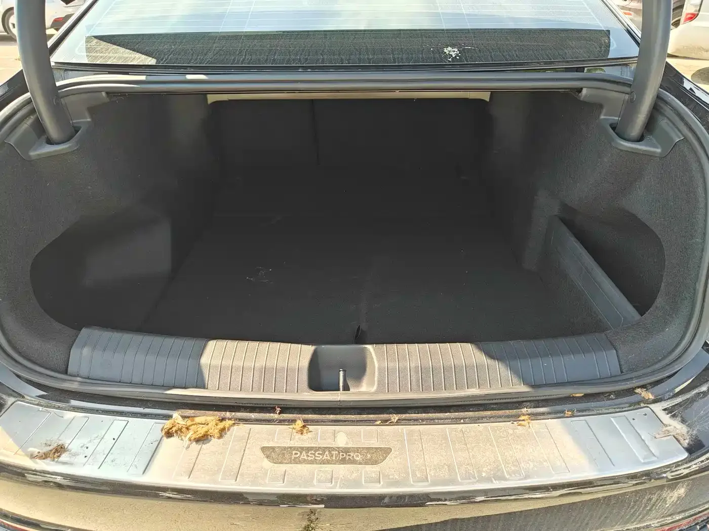 Volkswagen Passat 2025 Model Pro 380TSI Starlight Dragon Edition — Фото автомобиля 13