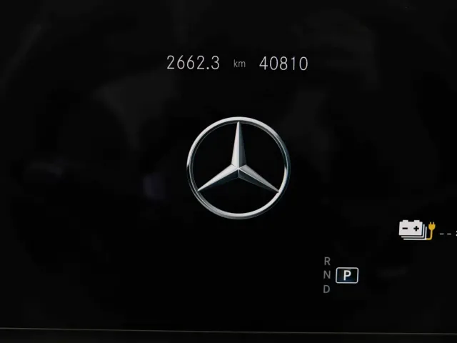 Mercedes-Benz E-Class — Фото автомобиля 5