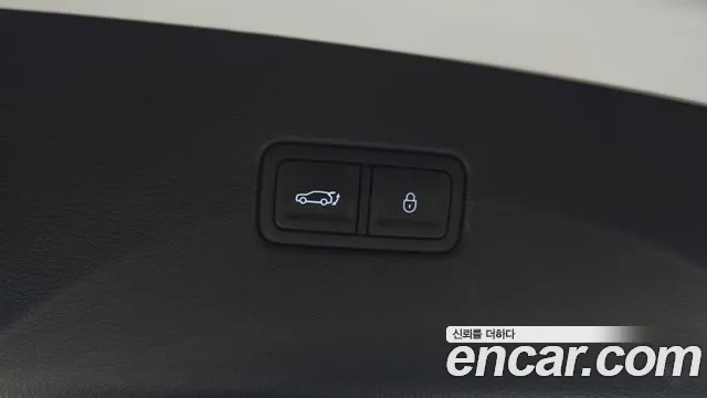 Genesis GV80 — Фото автомобиля 15