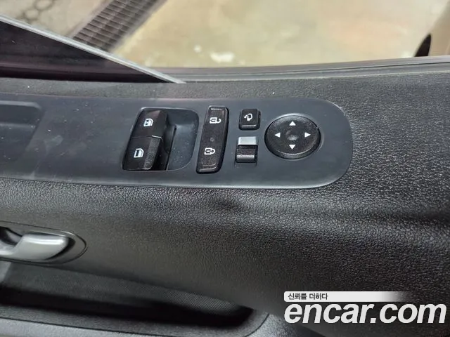 Hyundai Staria Staria Карго 5 мест — Фото автомобиля 13