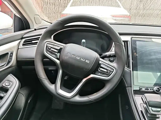 Roewe i6 MAX EV — Фото автомобиля 10