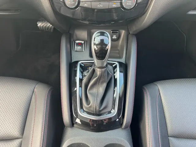 Nissan Qashqai — Фото автомобиля 14