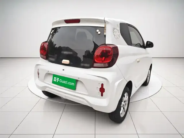 Roewe Clever — Фото автомобиля 4