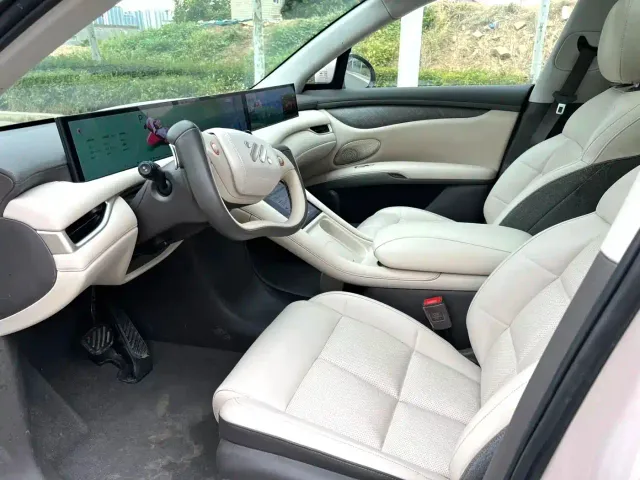 IM Motors LS6 — Фото автомобиля 4