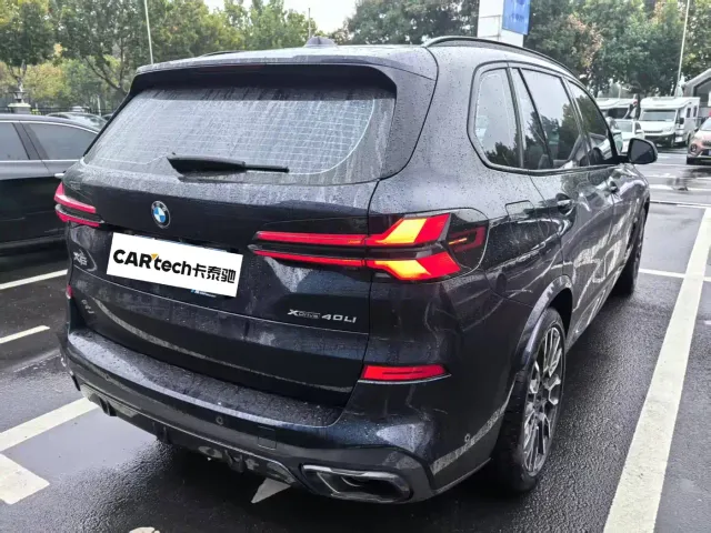 BMW X5 — Фото автомобиля 2