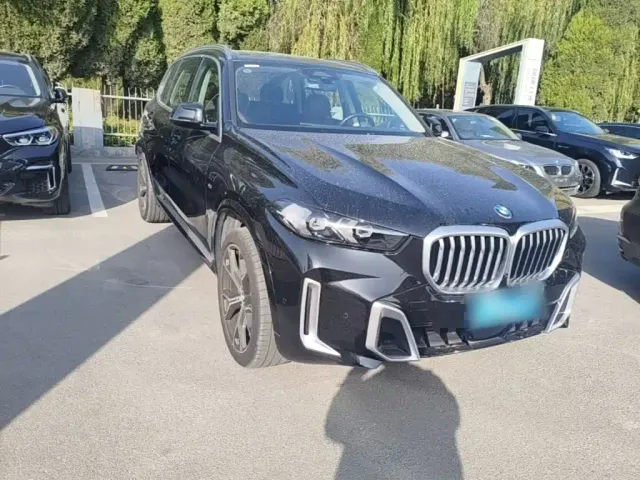 BMW X5 — Фото автомобиля 3