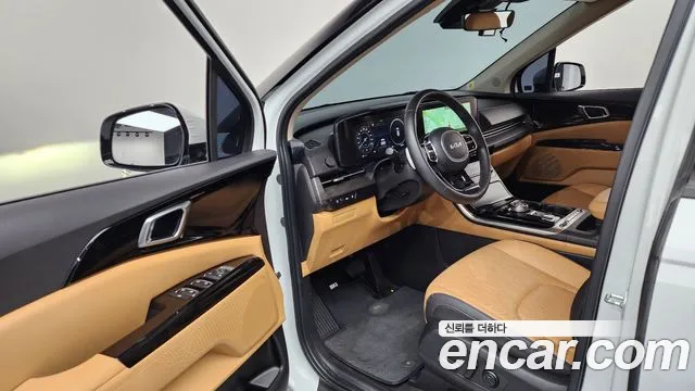 Kia Carnival Generation 4 — Фото автомобиля 15