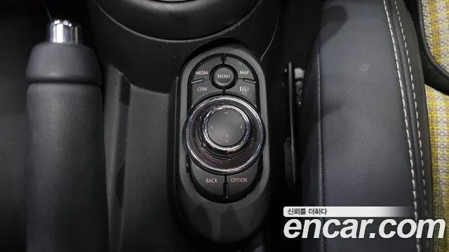 MINI Cooper — Фото автомобиля 20