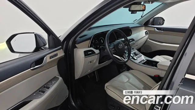 Hyundai Palisade Palisade Дизель 2.2 2WD — Фото автомобиля 9