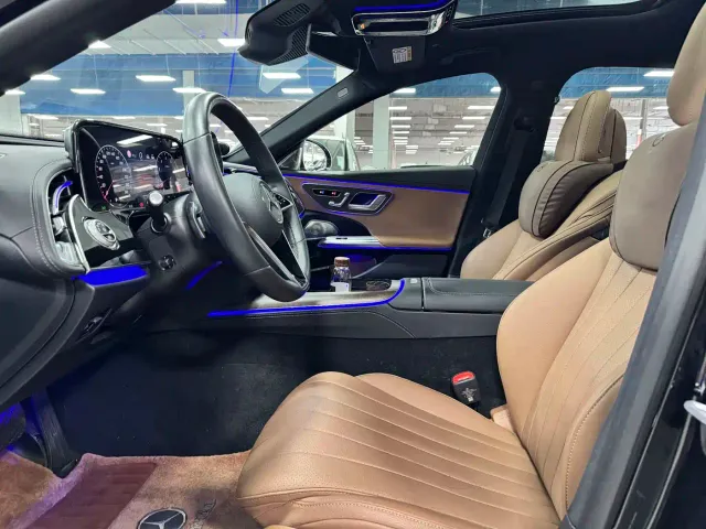 Mercedes-Benz E-Class — Фото автомобиля 6