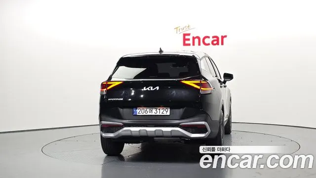 Kia Sportage Sportage 5-е поколение Дизель 2.0 2WD — Фото автомобиля 4