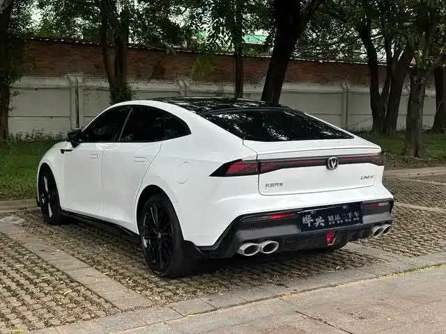 Changan UNI-V — Фото автомобиля 8