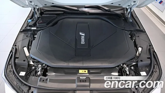 BMW i5 G60 — Фото автомобиля 6