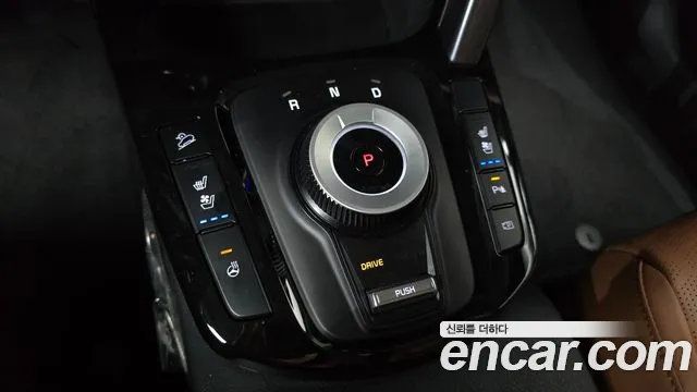 Kia Seltos Новый Seltos Бензин 2.0 2WD — Фото автомобиля 9