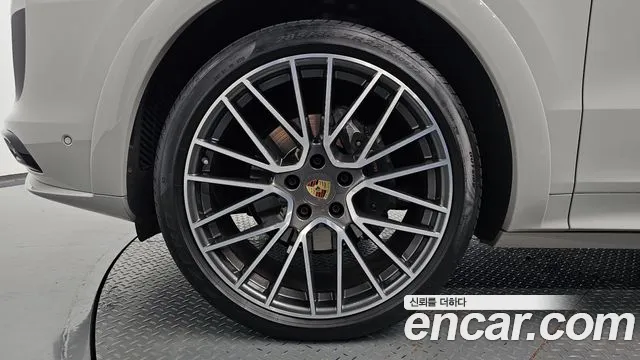 Porsche Cayenne PO536 — Фото автомобиля 5