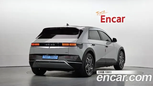 Hyundai Ioniq 5 — Фото автомобиля 2