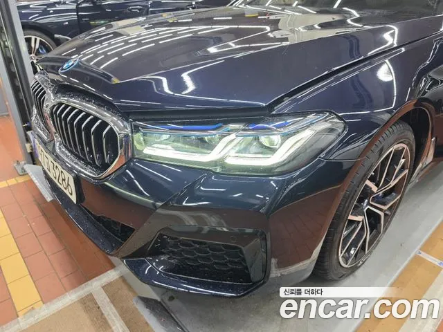 BMW 5 Series G30 — Фото автомобиля 7