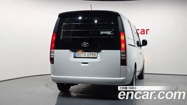 Hyundai Staria Staria Карго 5 мест — Фото автомобиля 4