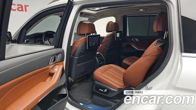 BMW X7 G07 — Фото автомобиля 18