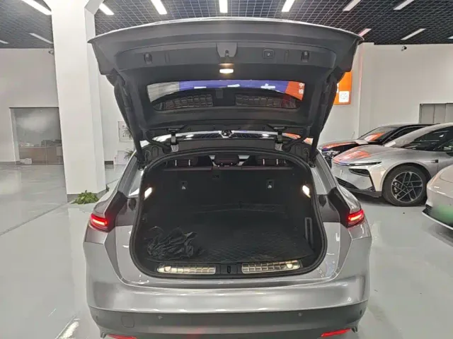 Nio ET5 Touring — Фото автомобиля 18