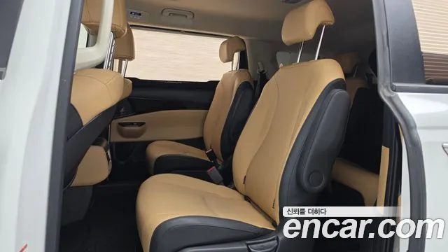 Kia Canival Carnival 4 поколение Дизель 9 мест Prestige — Фото автомобиля 12