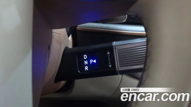 Hyundai Grandeur Grandeur (GN7) 2.5 Бензин 2WD — Фото автомобиля 8