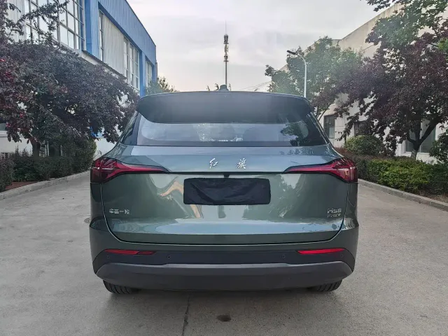 Hongqi HS6 PHEV — Фото автомобиля 6