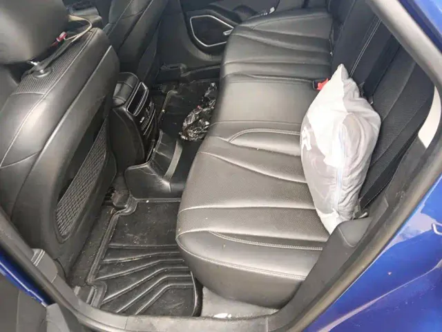 Geely Borui — Фото автомобиля 11