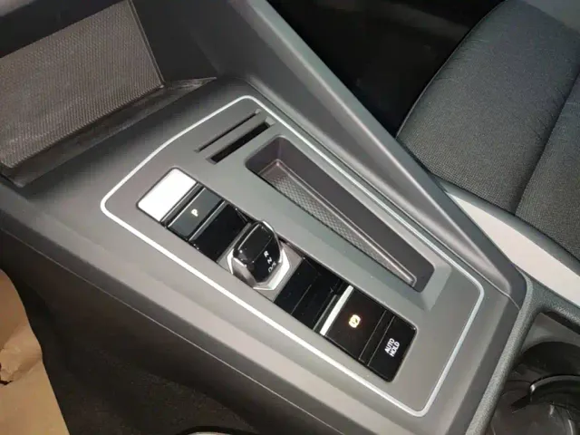 Volkswagen Golf 2023 280TSI DSG Pro — Фото автомобиля 13