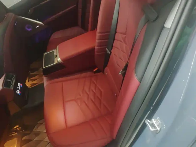 BMW 5 Series — Фото автомобиля 16