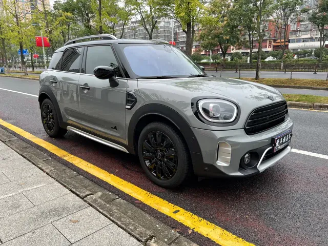 MINI Countryman — Фото автомобиля 3