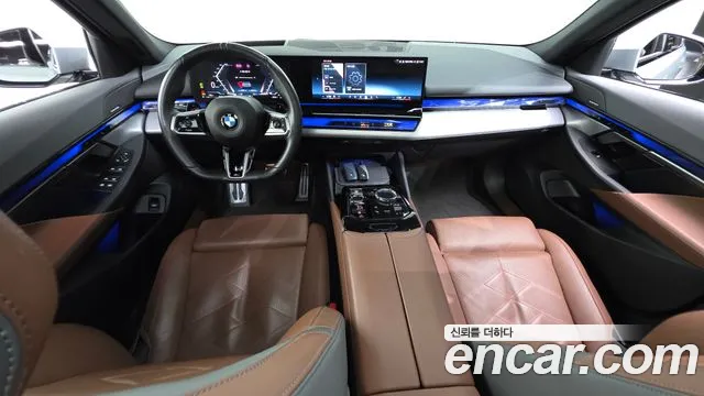 BMW 5-Series 5 серия (G60) 530i xDrive M Sport — Фото автомобиля 10