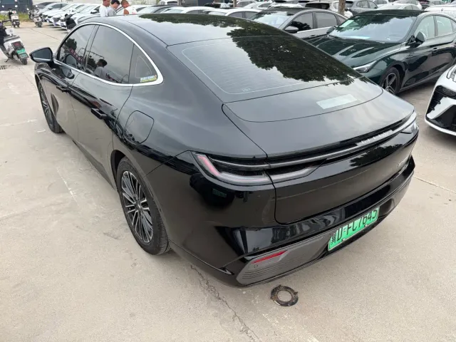 Geely Galaxy Xingyao 8 — Фото автомобиля 7