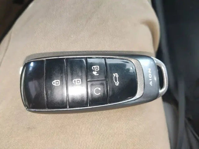 GAC Aion S Plus — Фото автомобиля 8