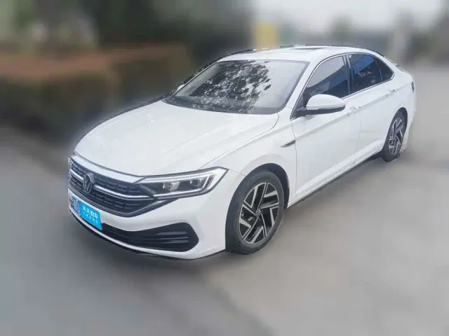 Фотография автомобиля — Volkswagen Sagitar