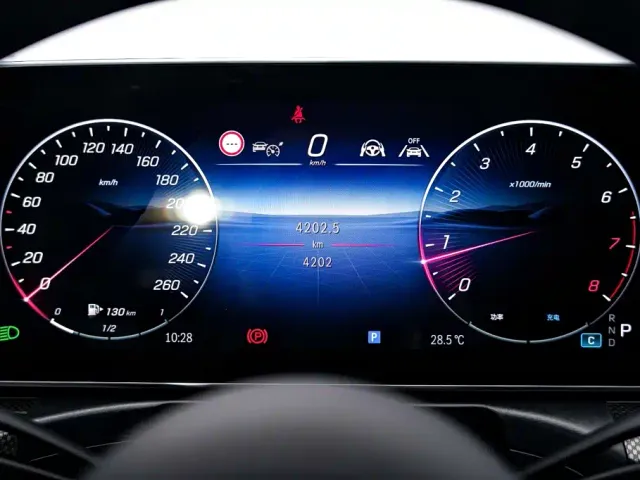 Mercedes-Benz C-Class — Фото автомобиля 16