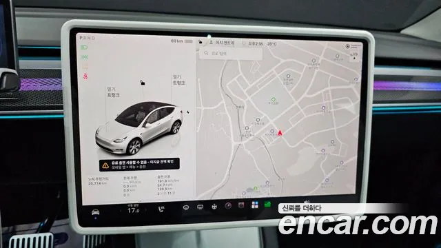 Tesla Model Y — Фото автомобиля 25