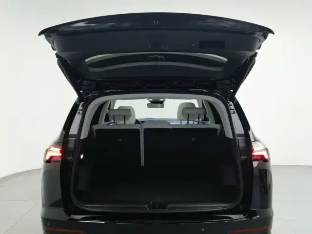 Buick Envision Plus — Фото автомобиля 16
