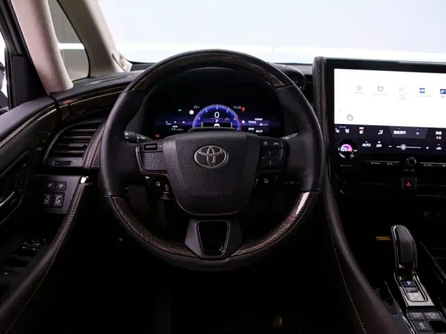 Toyota Alphard — Фото автомобиля 7