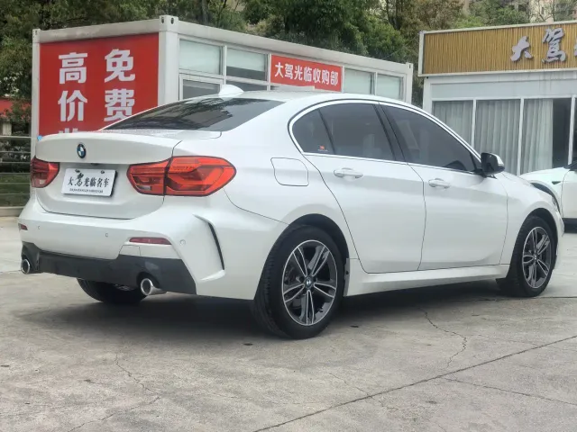BMW 1 Series — Фото автомобиля 9