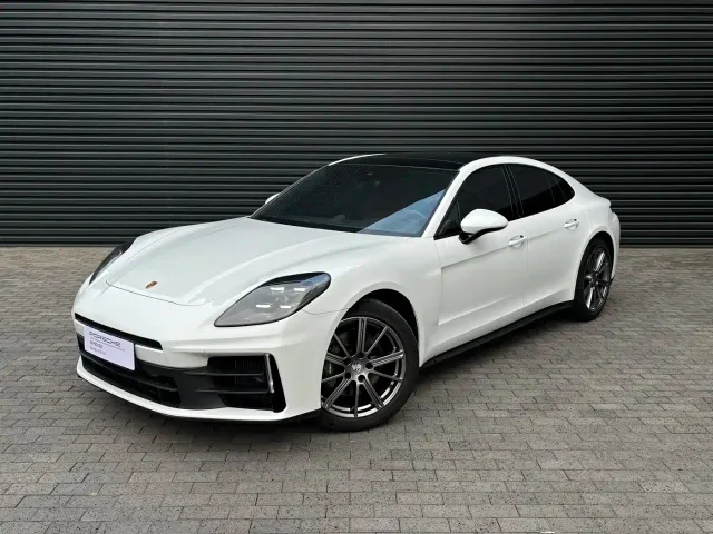 Porsche Panamera — Фото автомобиля 2