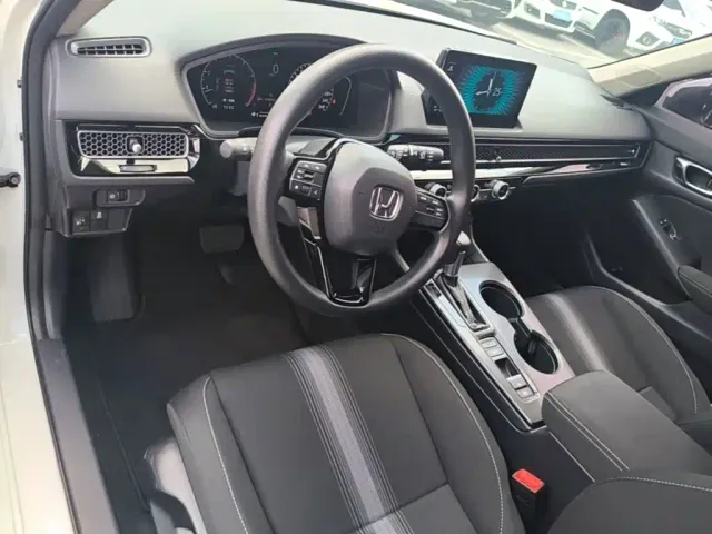 Honda Civic — Фото автомобиля 9