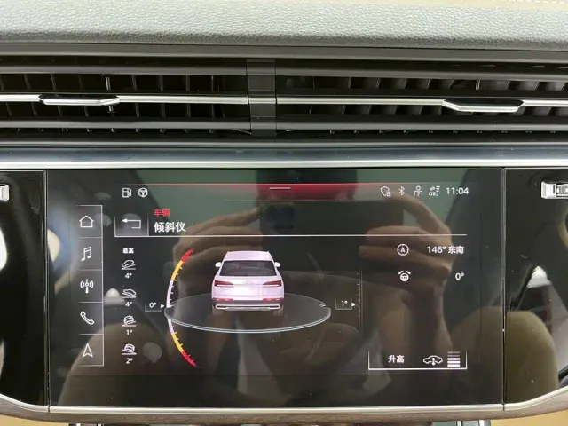 Audi Q7 — Фото автомобиля 30
