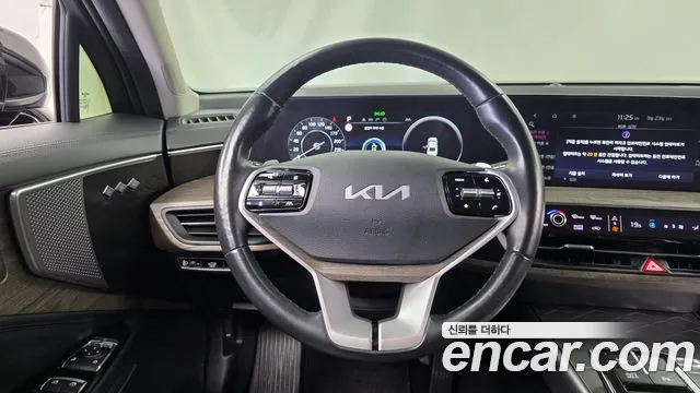 Kia K8 — Фото автомобиля 13