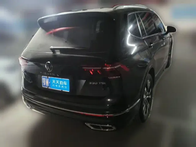 Volkswagen Tiguan L — Фото автомобиля 2
