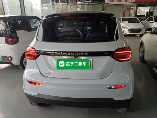 Leapmotor T03 — Фото автомобиля 5