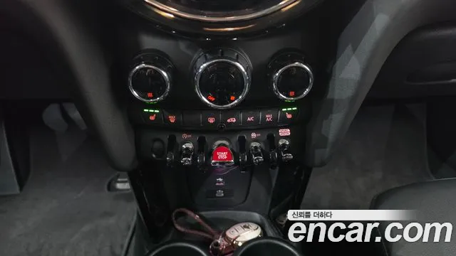 MINI Cooper — Фото автомобиля 30