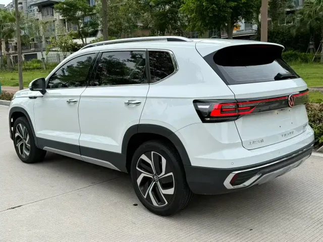 Volkswagen Tharu — Фото автомобиля 6