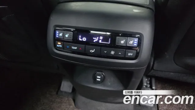 Hyundai Palisade Palisade Бензин 3.8 4WD — Фото автомобиля 26