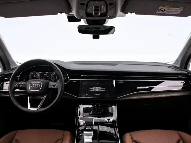 Audi Q7 — Фото автомобиля 5